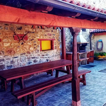 Casa Rural Buron Posada De Valdeon Exterior photo
